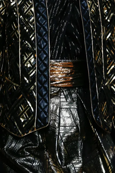 Look 44